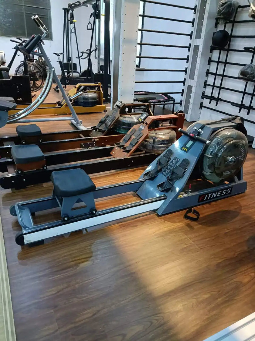Commercial Gym Home Fitness Equipment Cardio Water Resistance Rower Water Rowing Machine With Digital Monitor