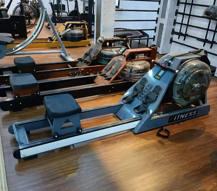 Commercial Gym Home Fitness Equipment Cardio Water Resistance Rower Water Rowing Machine With Digital Monitor